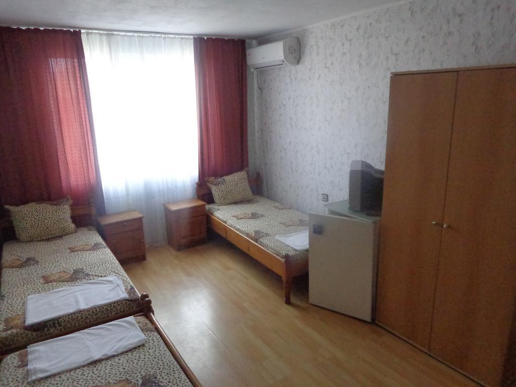 Prometei Hotel Burgasz Kültér fotó