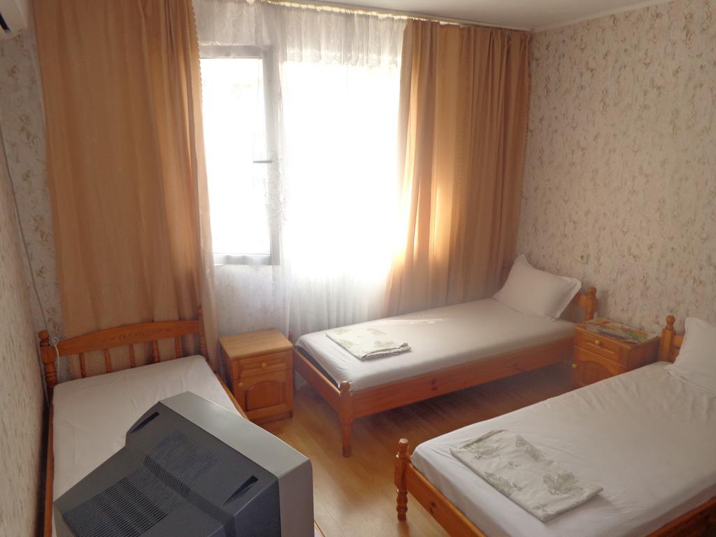 Prometei Hotel Burgasz Kültér fotó